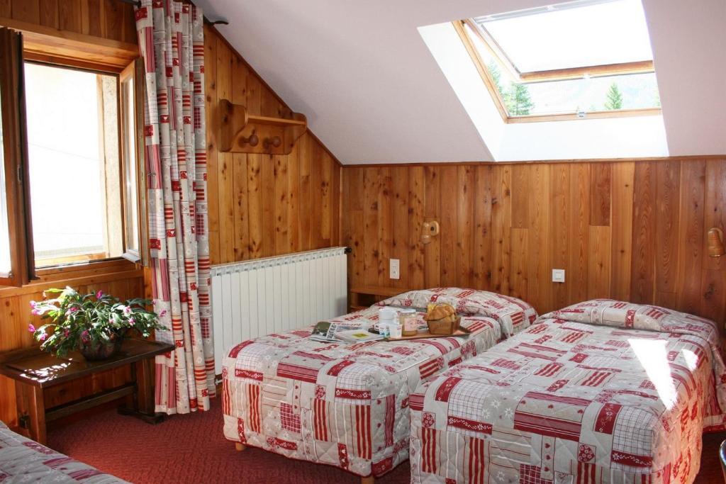 Hotel Le Chamois Logis Molines en Queyras Ruang foto