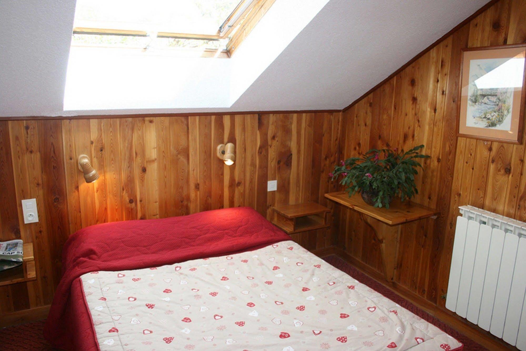 Hotel Le Chamois Logis Molines en Queyras Bagian luar foto